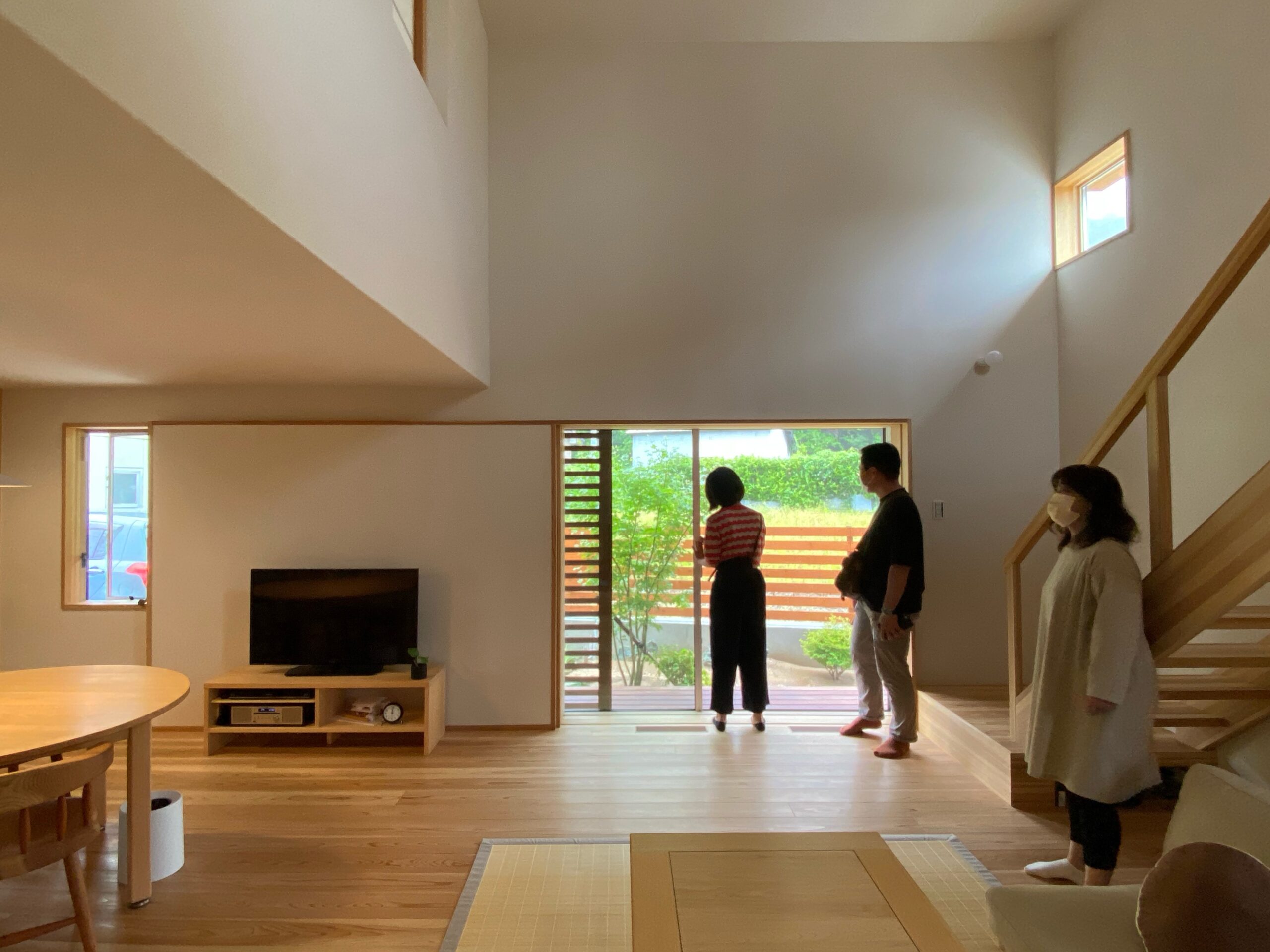 障子を開け、窓を開け、デッキに出るととても気持ちがいい