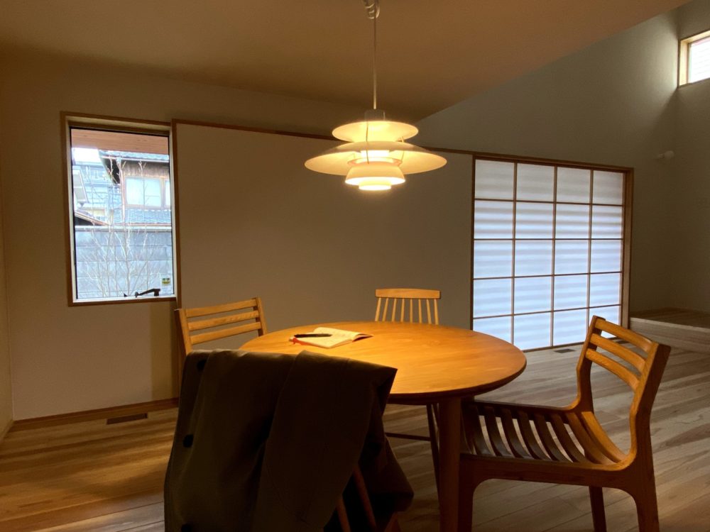 同じくi-works1.0京都。影があるから光が際立つ。