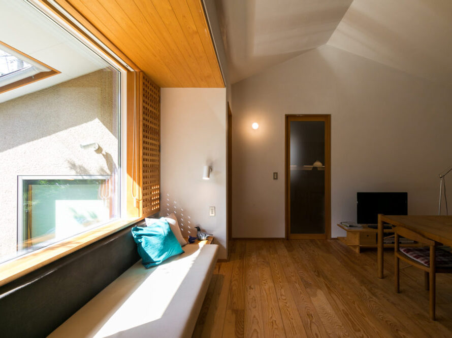 計算された造作家具は、単に価格で諦めるには惜しいほど、一生涯の暮らしを彩ってくれる