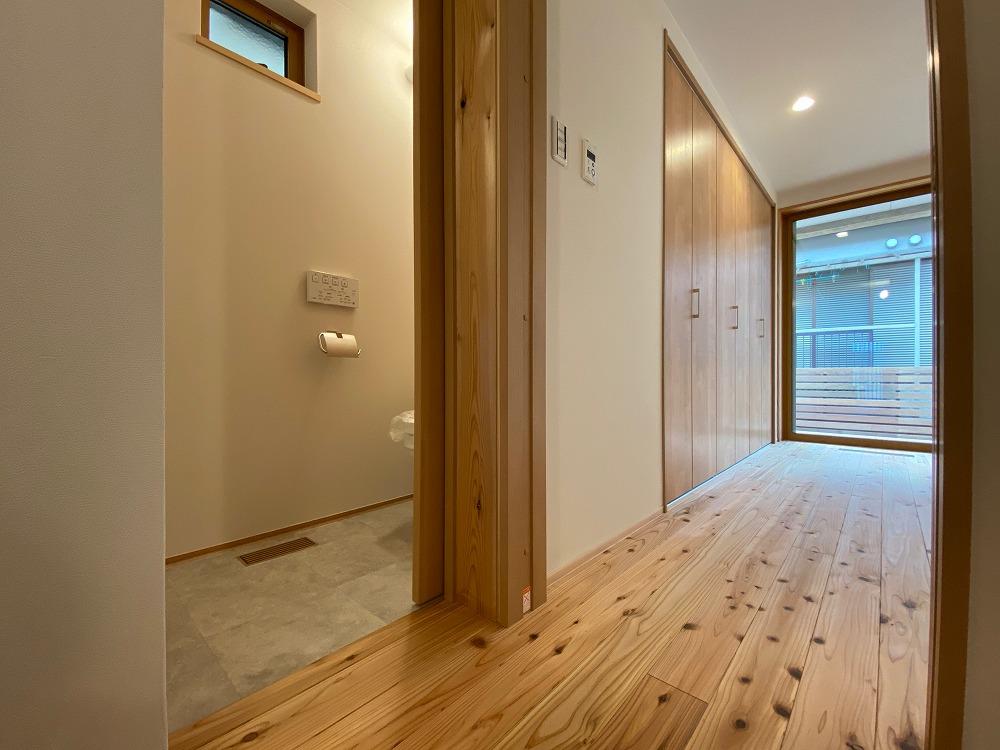 老後を迎えてもトイレがとても温かい朝のおかげで毎日が安心できる