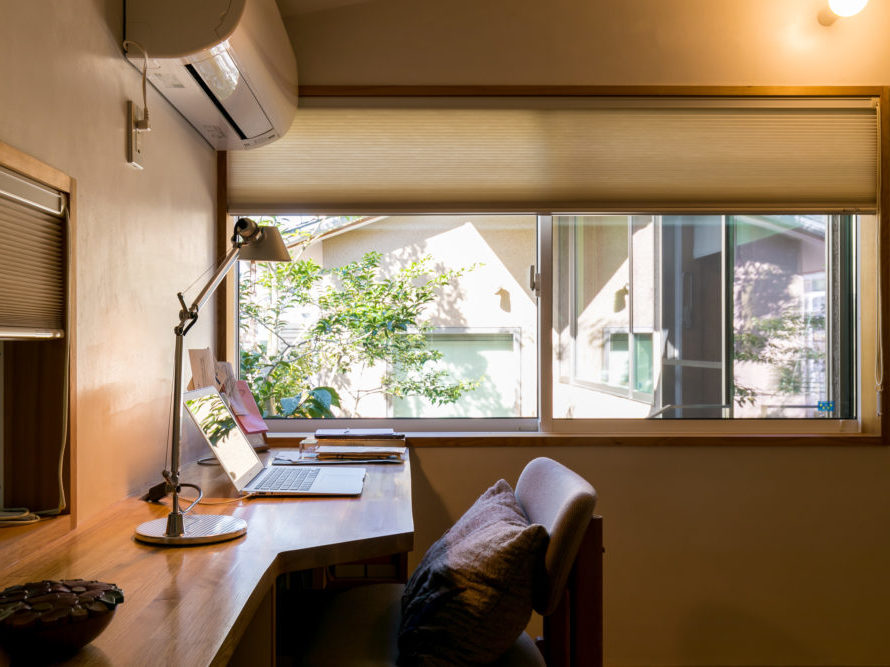 断熱ブラインド　ハニカムサーモスクリーン