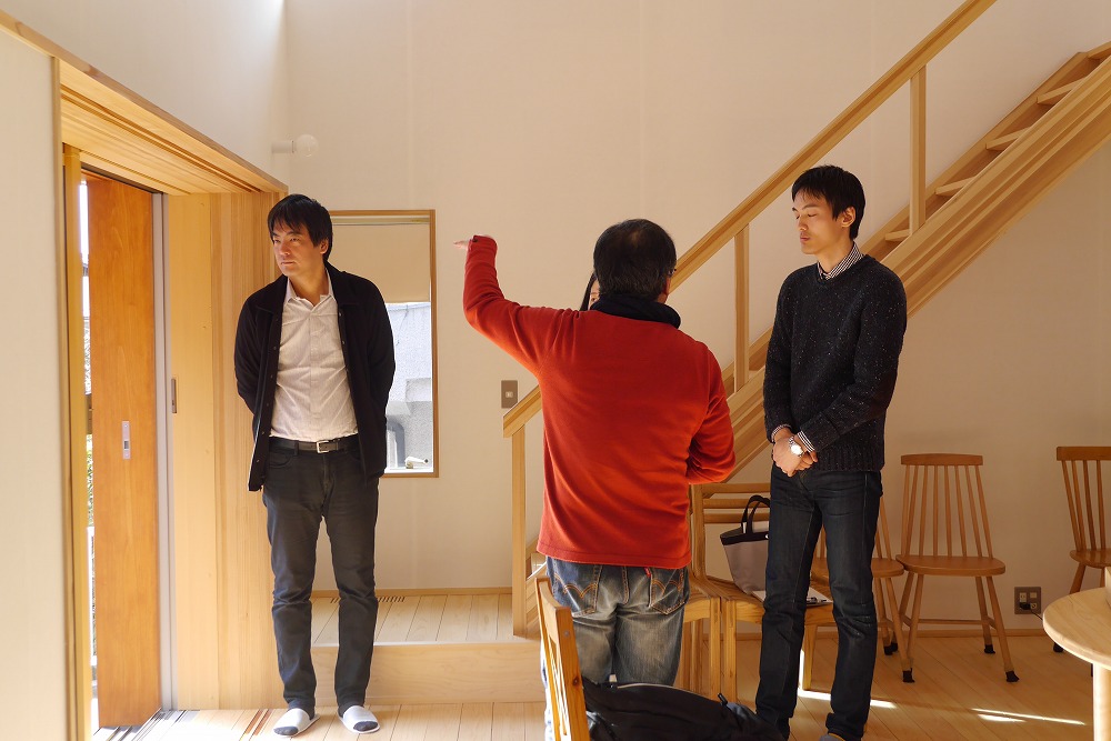 実際のi-worksに立っての説明で参加者の理解がとても深まる