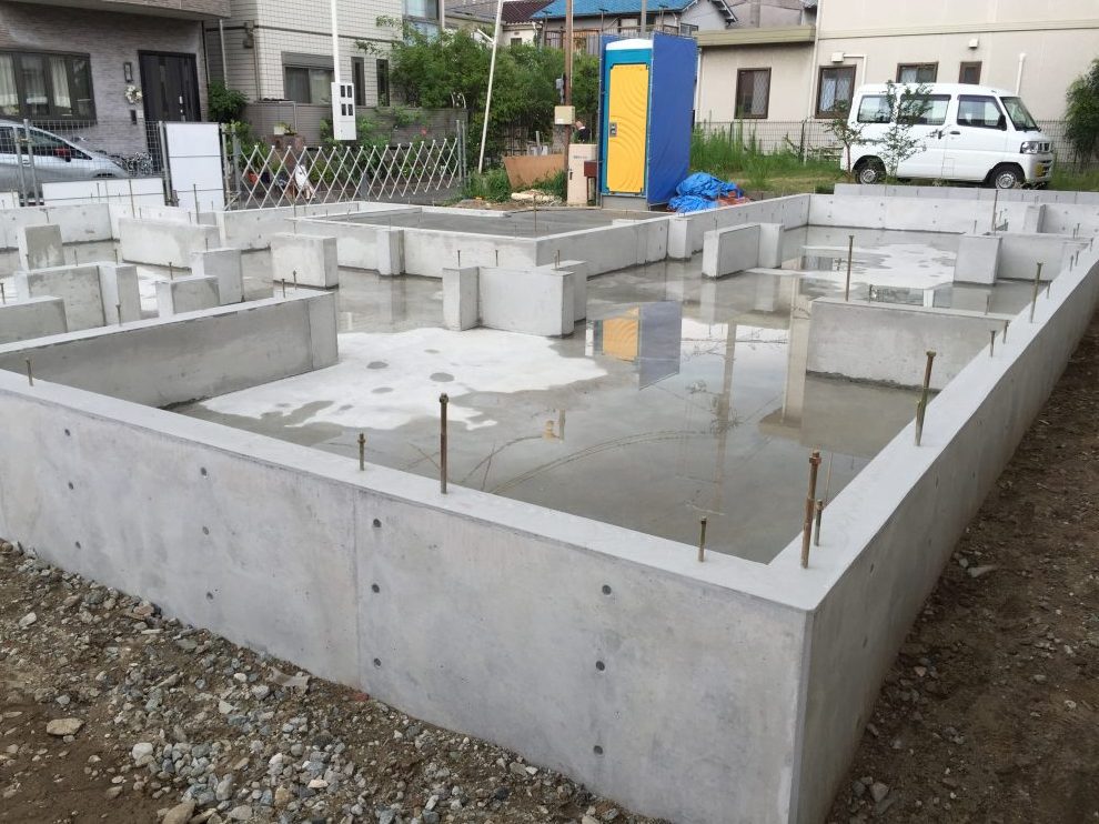 外周部に打ち継ぎ目の無い一体打ちの基礎