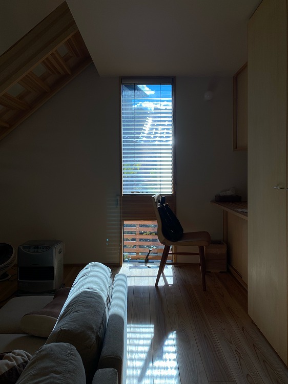 真冬の早朝でも家が暖かい