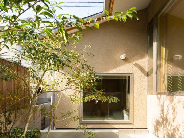 陽を取り入れる、遮る