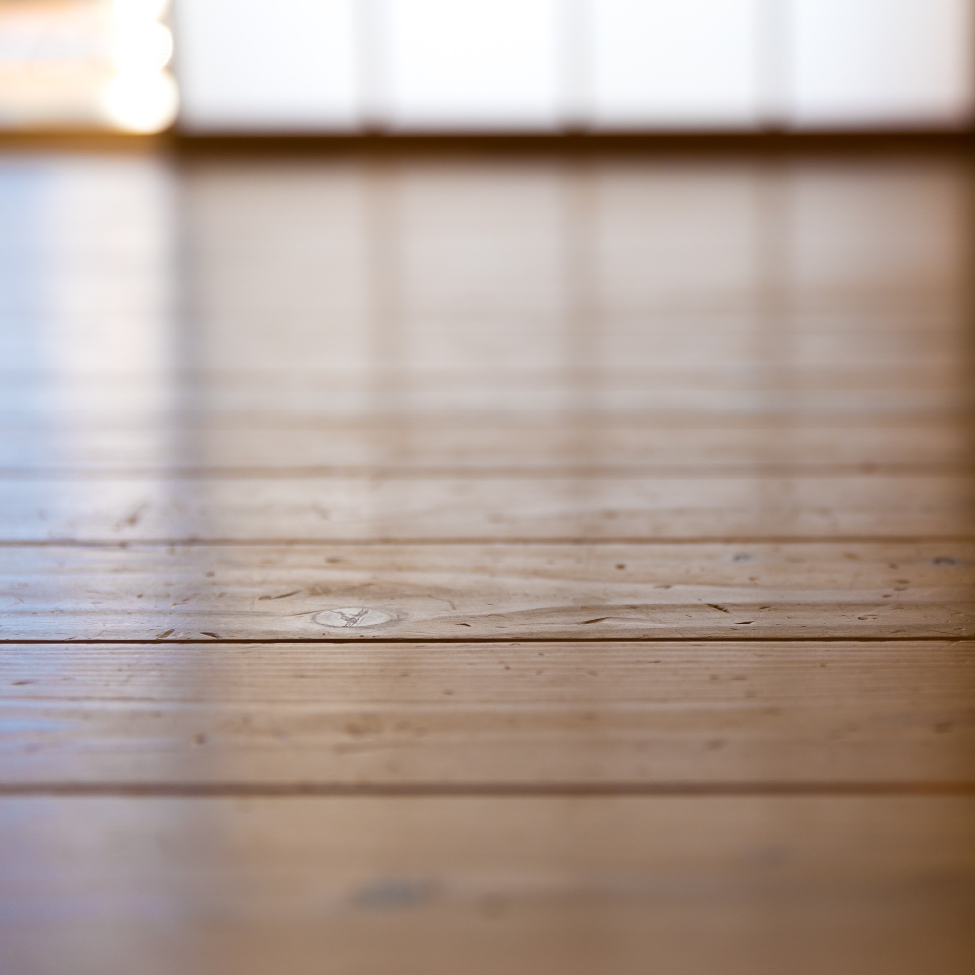 裸足で歩きたくなる無垢の床
