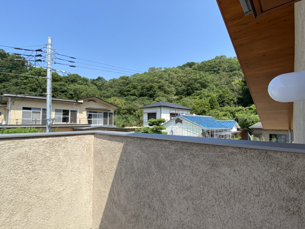 2階の居室とつながる憩いの場。そとん壁での仕上げ