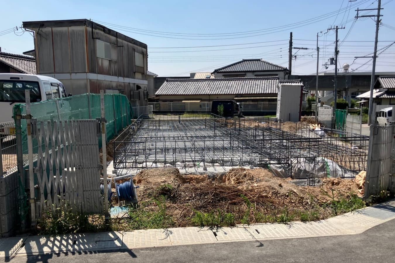 構造計算に基づき、鉄筋を組み上げる