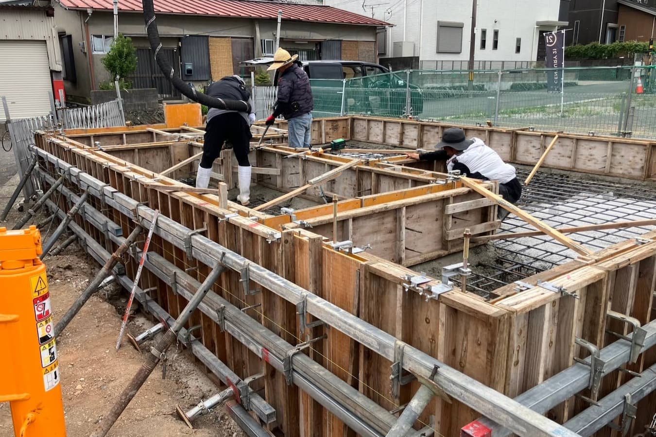 白アリや水の侵入経路となりやすい打ち継ぎ部分をなくすことで、強度や耐久性を高める