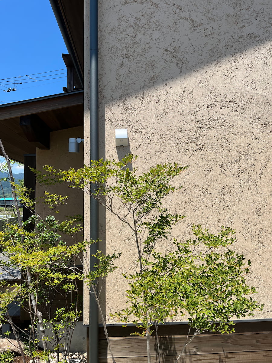 i-works、伊礼智、大阪、注文住宅、LW、新築、焼杉、そとん壁、工務店、木の家、木造、平屋、２階建て