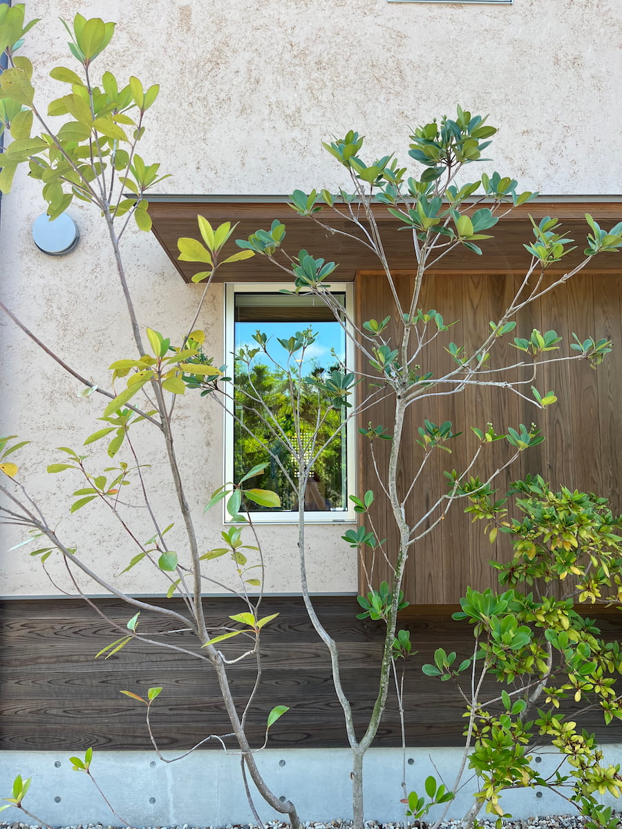 i-works、伊礼智、大阪、注文住宅、LW、新築、焼杉、そとん壁、工務店、木の家、木造、平屋、２階建て