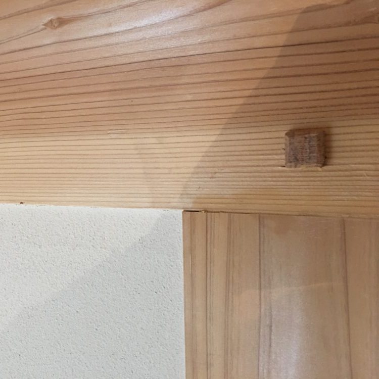 ソーラーコムでは「長ほぞ込み栓」を打ち込み強度を上げている