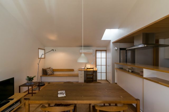 OMソーラーが搭載されており、どこにいても温度差の少ない身体に負担のない暮らしができる