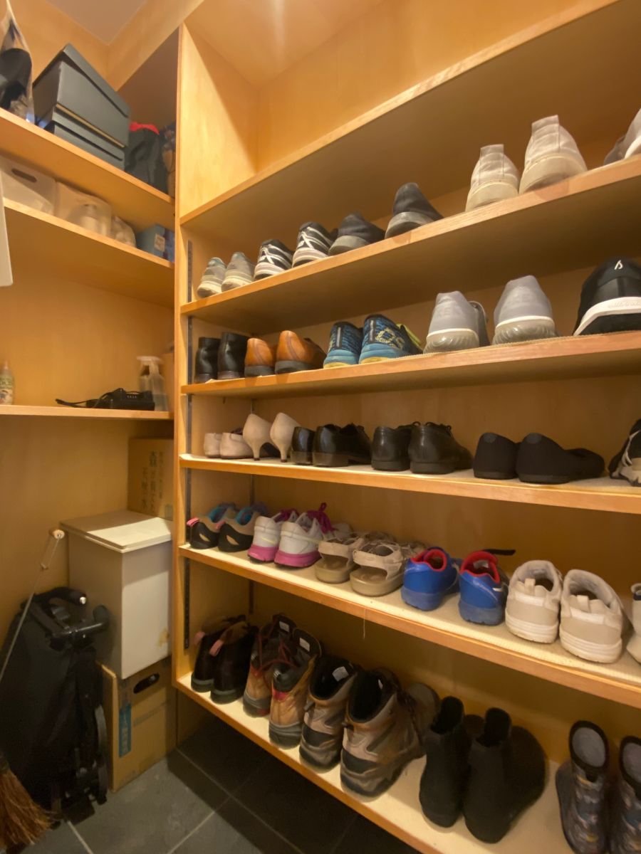 整理されたシューズクローゼット